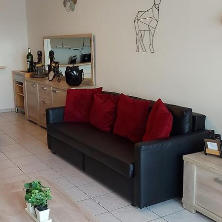 Residentie Galaxy Apartment มิดเดิลแกร์เกอ ภายนอก รูปภาพ